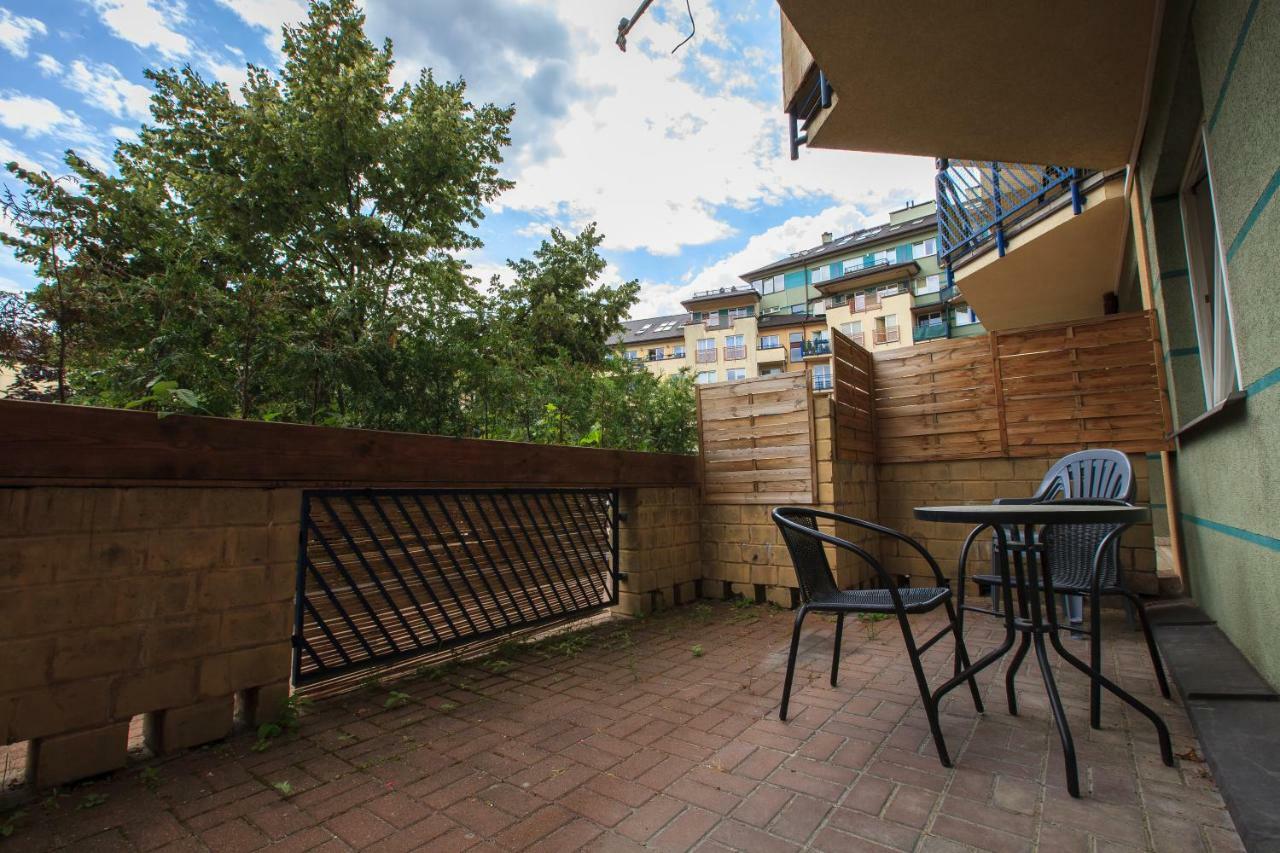 Green Kabaty Apartment 2 华沙 客房 照片